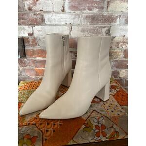 Marc Fisher Ulani Pointed Toe Ankle Booties in Ivory Leather - Size 9M